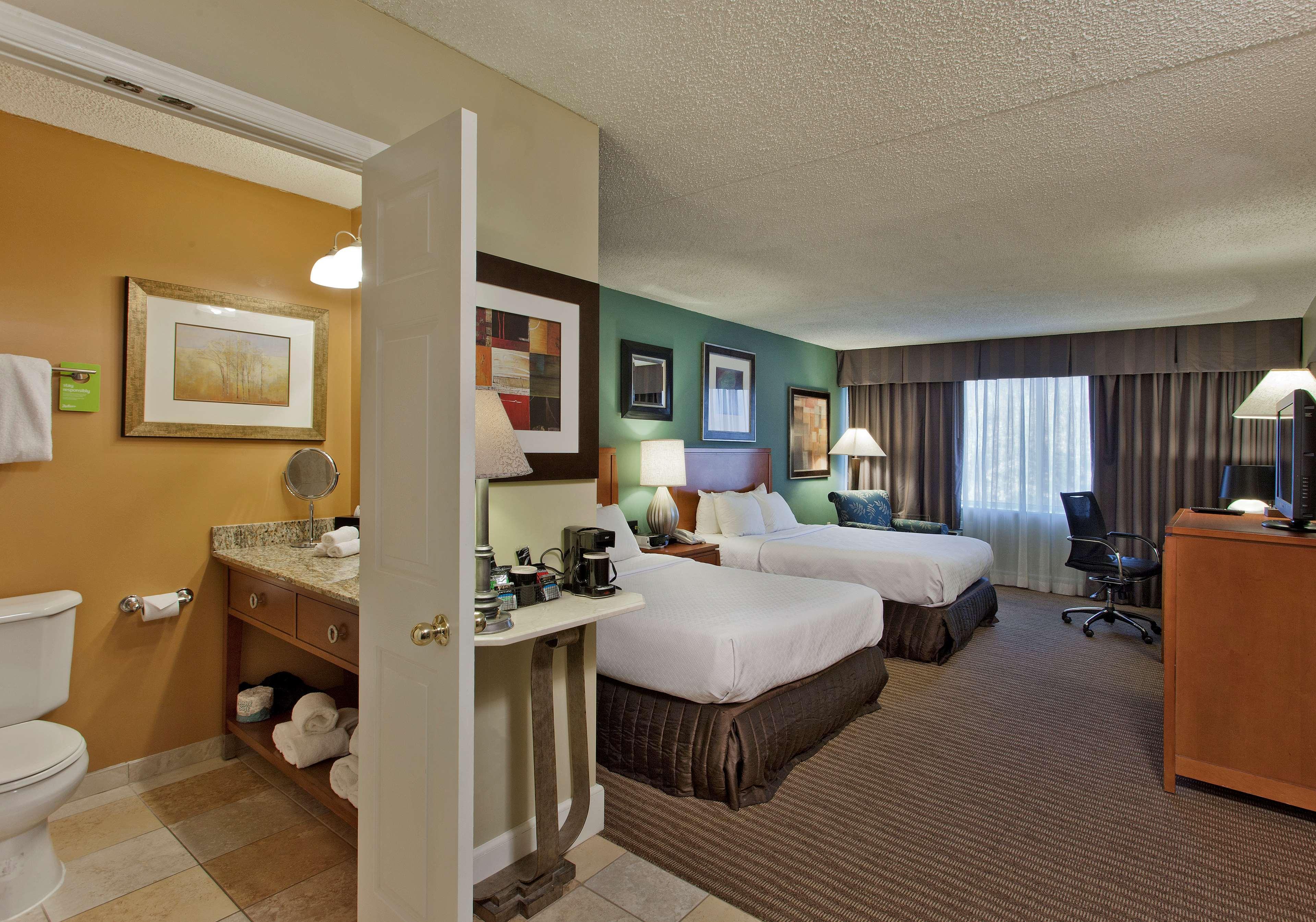 The Rockville Hotel, A Ramada By Wyndham Bagian luar foto