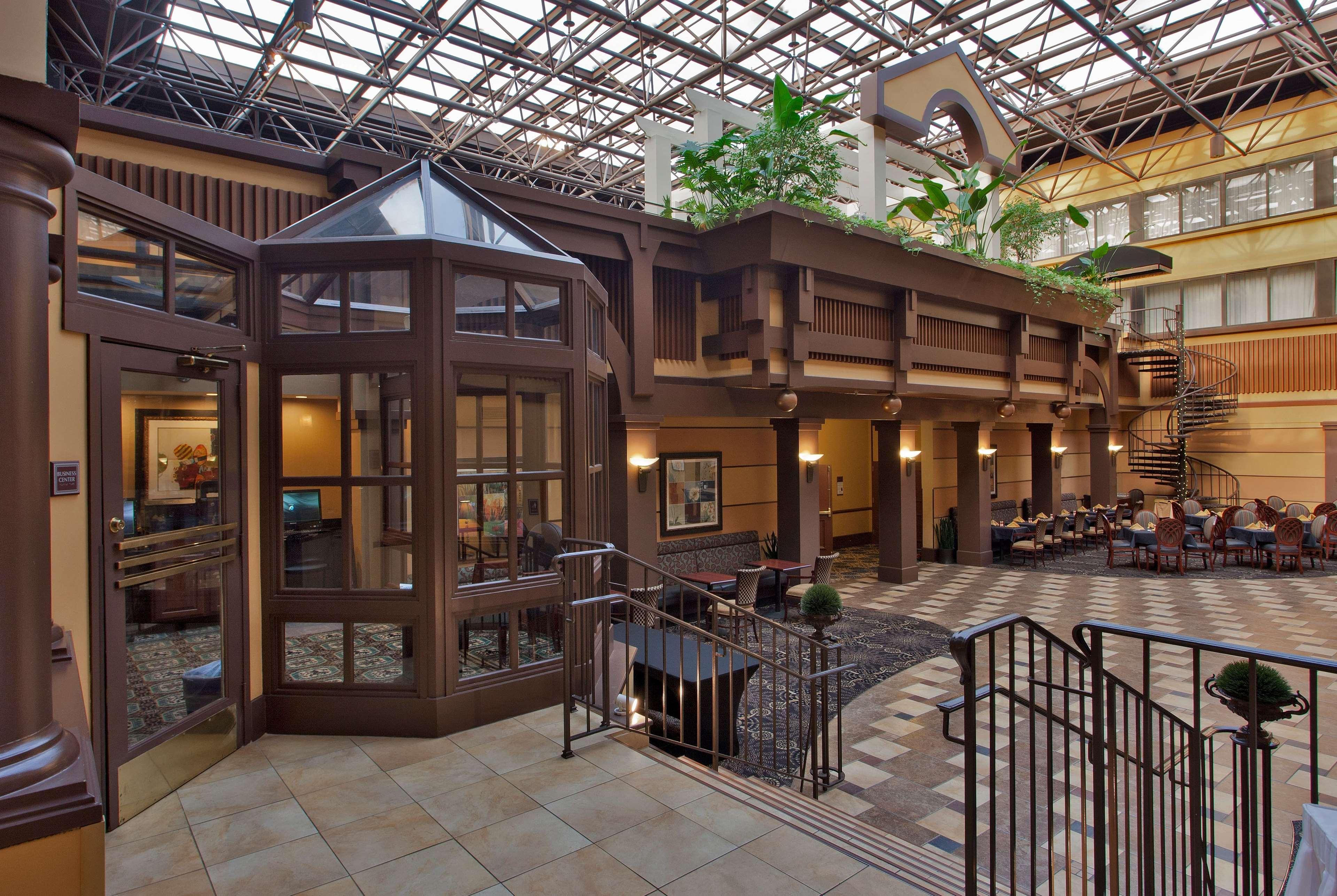 The Rockville Hotel, A Ramada By Wyndham Bagian luar foto
