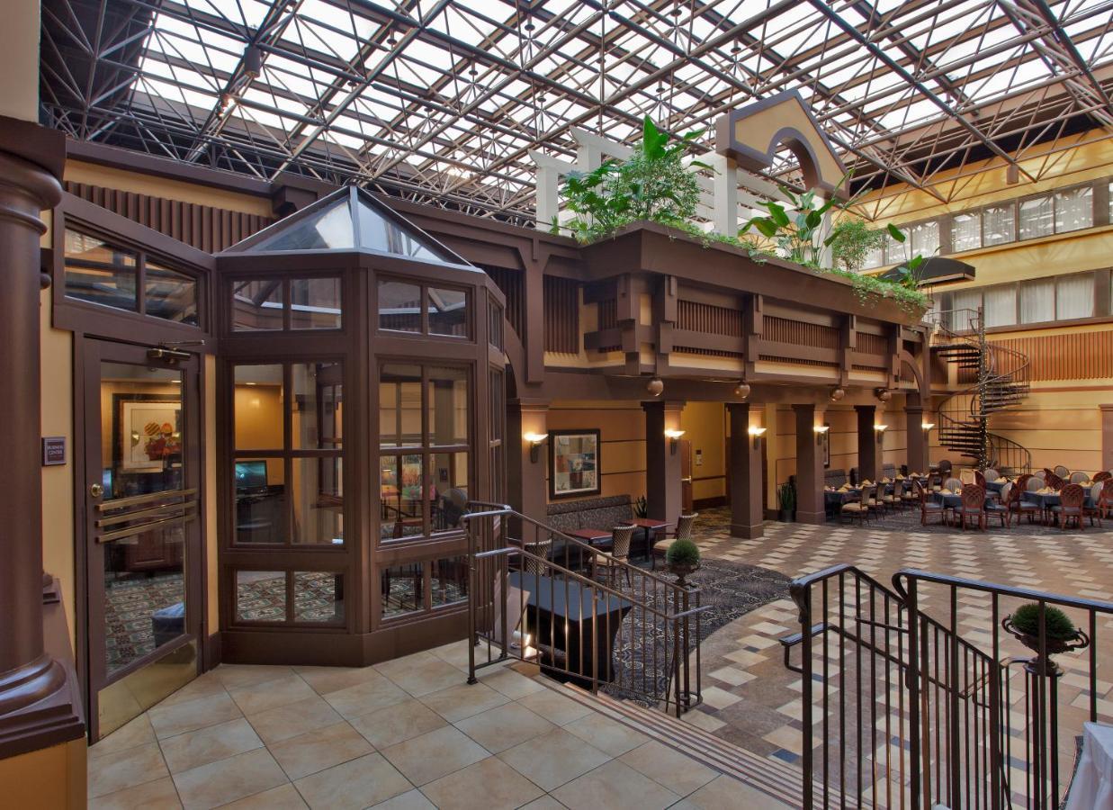 The Rockville Hotel, A Ramada By Wyndham Bagian luar foto