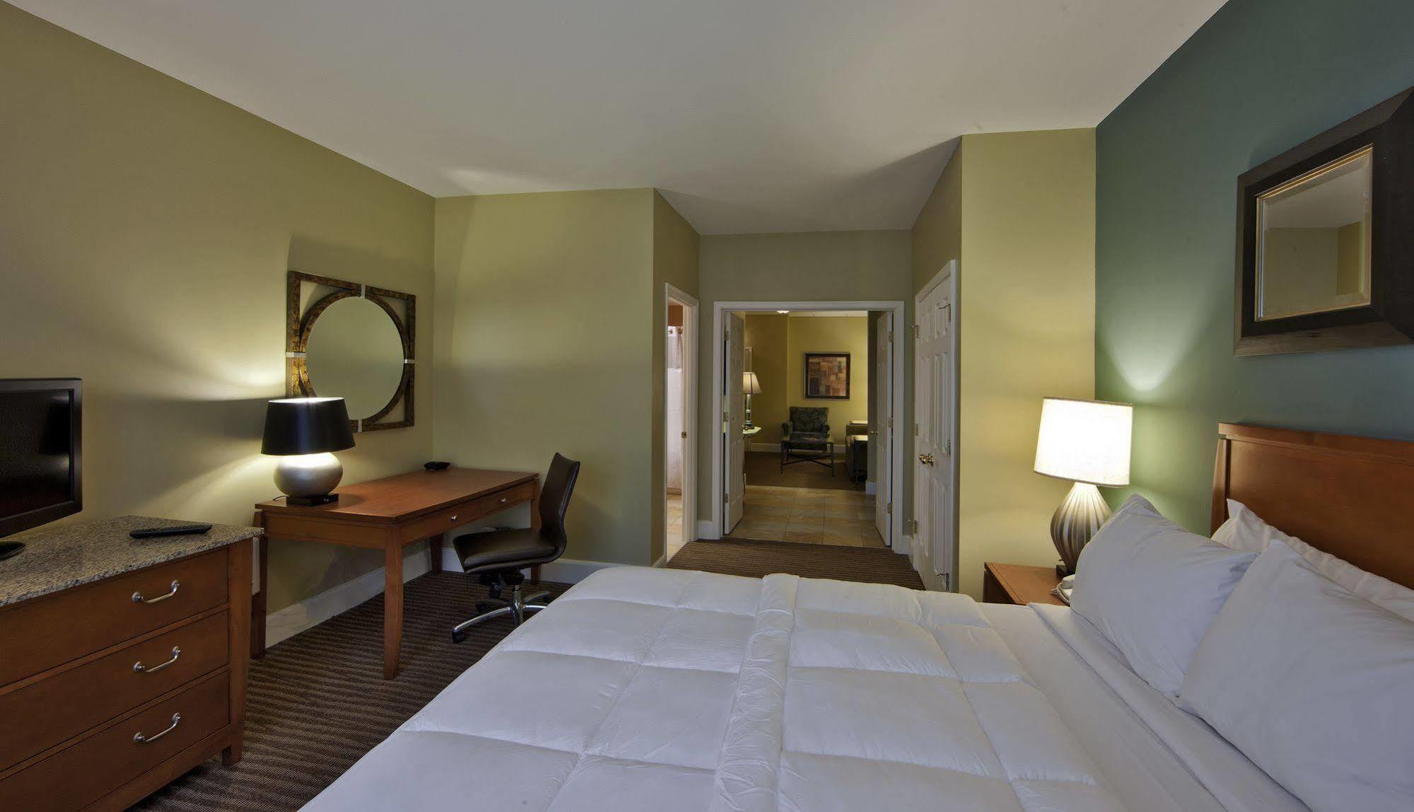 The Rockville Hotel, A Ramada By Wyndham Bagian luar foto