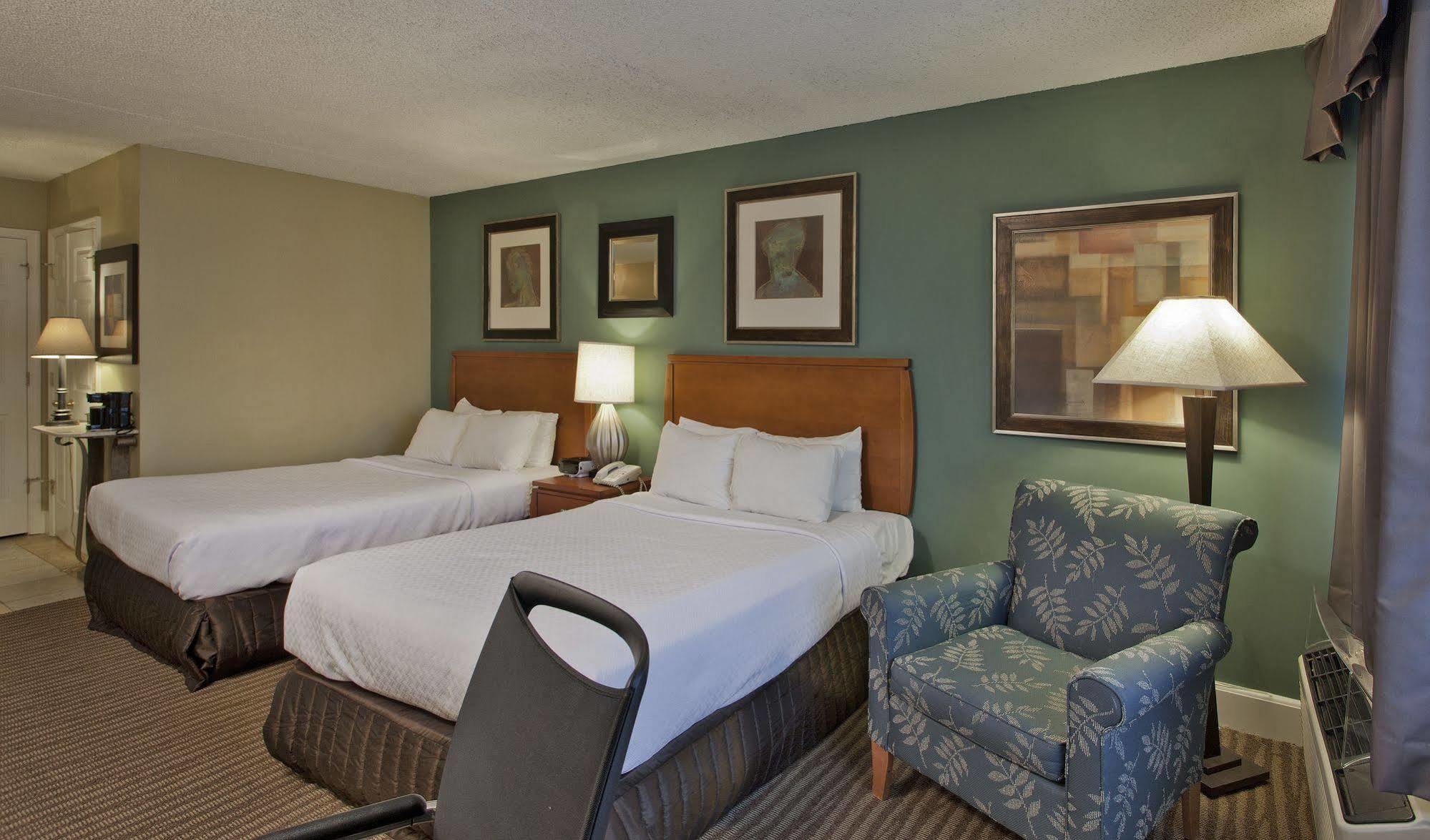 The Rockville Hotel, A Ramada By Wyndham Bagian luar foto